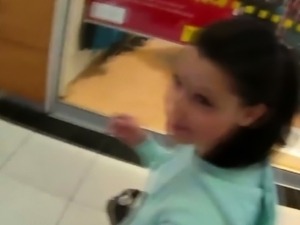 Pulled euro amateur teen fucked in public restroom