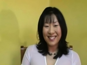 Mature Asian slut has a fat dick to suck on