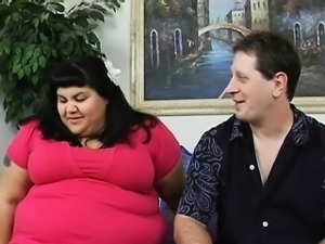Mature fatty loves to feel fat schlongs stuffing her pussy