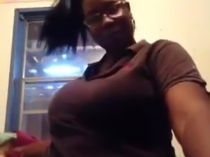 Black Nerdy Chick want us to jack off