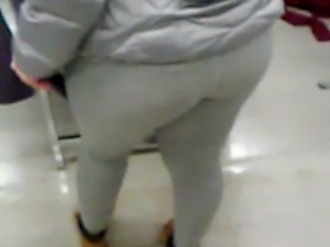 Big Booty Michelle in the mall