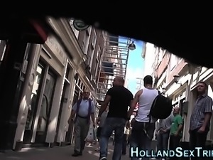Dutch hooker gets facial