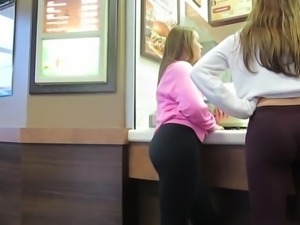 sexy tight asses in leggings