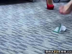 Brazzers - Doctor Adventures - Pushing For A