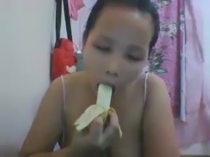 banana girl 1.mp4